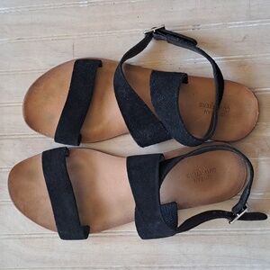 Urban Outfitter Suede Leather Wrap Ankle Strap Boho Flat Everyday Sandals